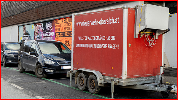 Jugend- und Kühlanhänger